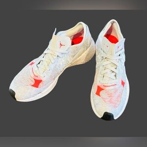 MENS DELTA 3 LOW - Pure Platinum/Infrared - Men’s 12